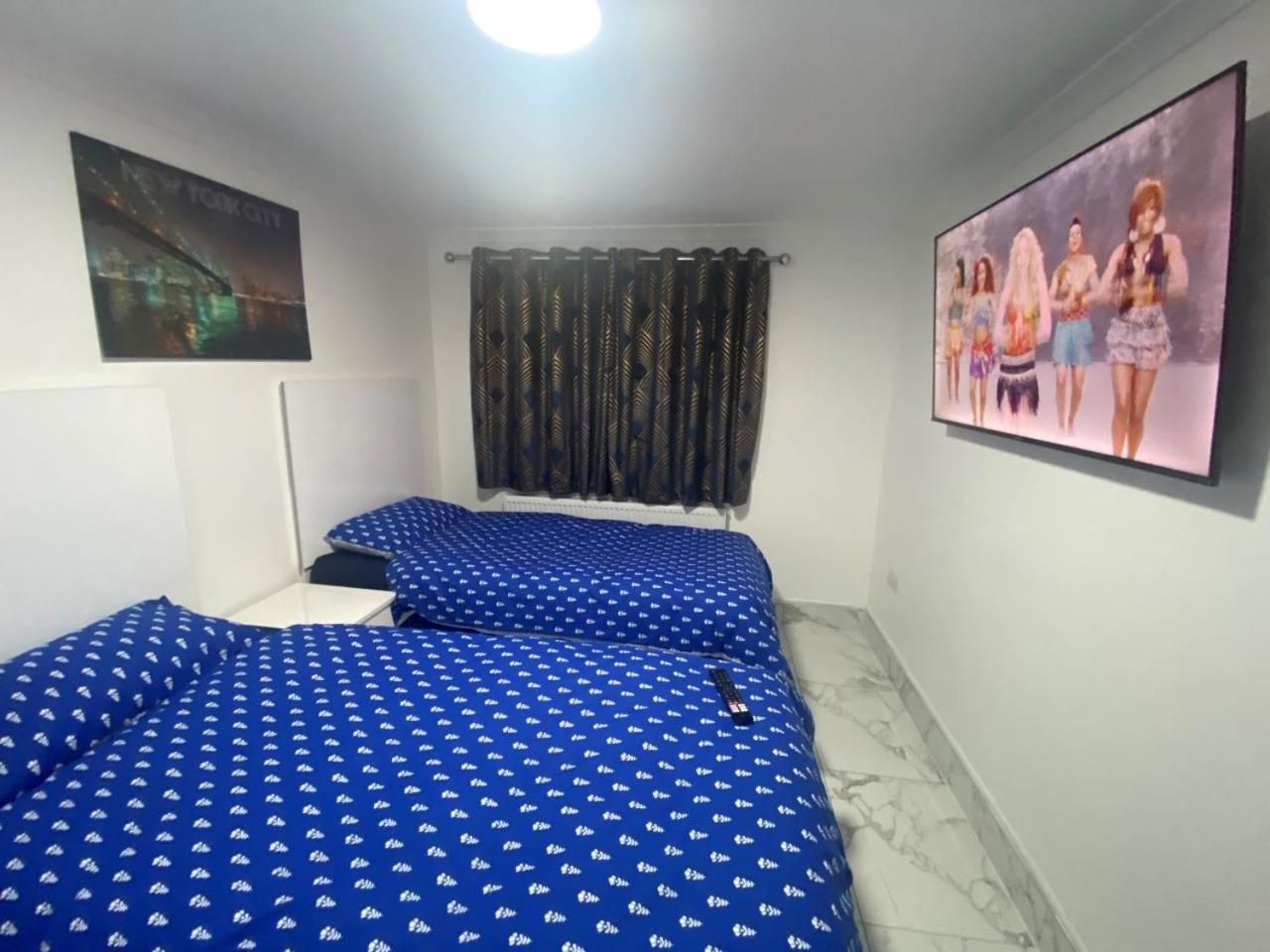 The Royal Boutique Oxford Lodge By London Sleep 6 Hayes  Dış mekan fotoğraf