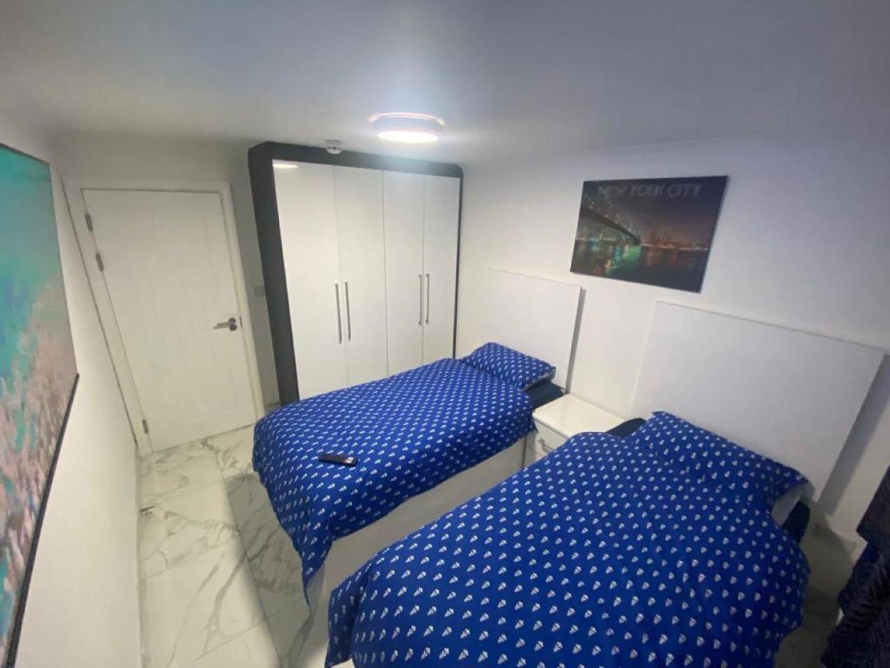 The Royal Boutique Oxford Lodge By London Sleep 6 Hayes  Dış mekan fotoğraf