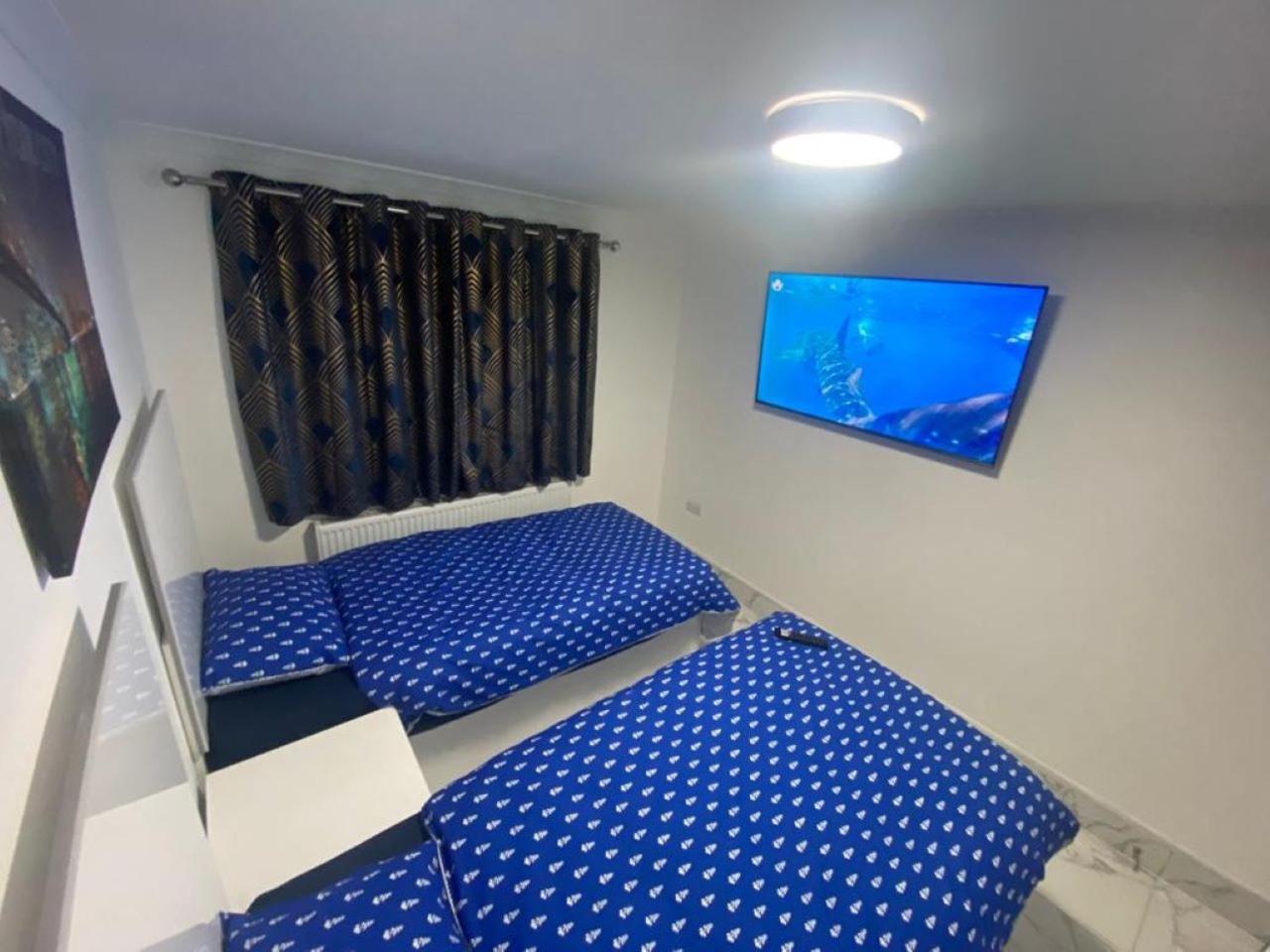 The Royal Boutique Oxford Lodge By London Sleep 6 Hayes  Dış mekan fotoğraf